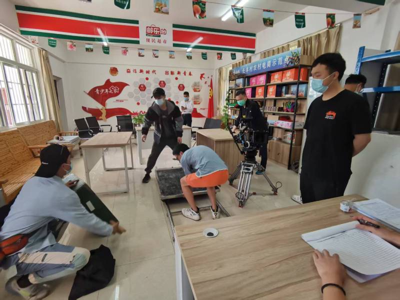 保亭广告片拍摄公司：极简主义践行者，少即是多的视觉哲学